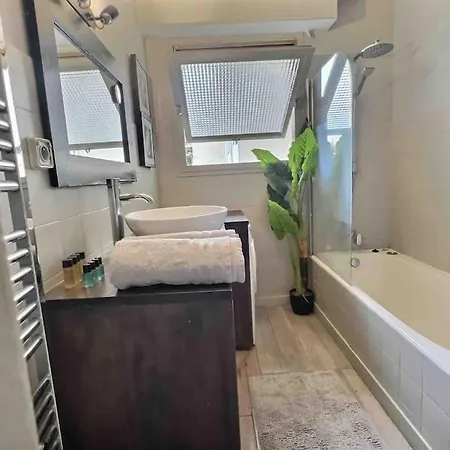 Mozart 10 Min Walk From Palais Des Festivals. Parking Cannes